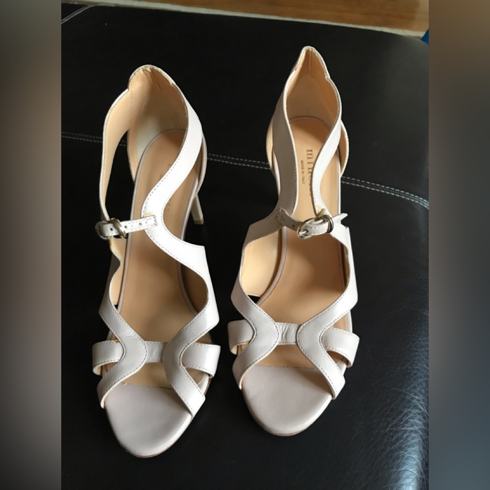 Light pink Italian made sandals